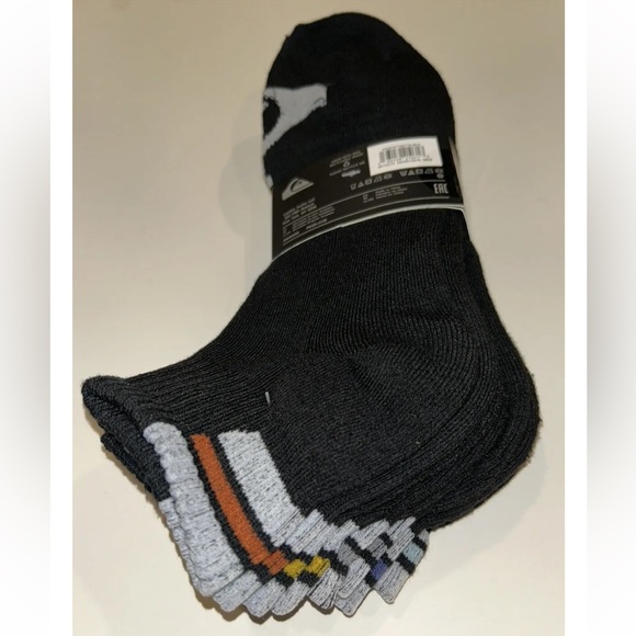 Quicksilver Quarter Socks 5 Pair Men's 6-12 Black Gray w Large Toe Logo Surf NEW - Picture 10 of 11